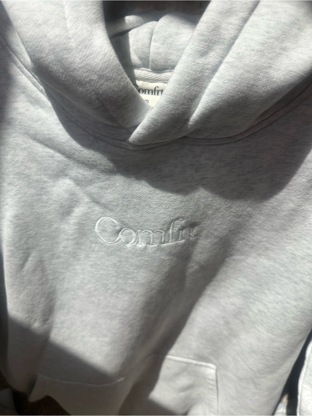 NWOT Comfrt Light Heather Gray Embroidered Hoodie — XS